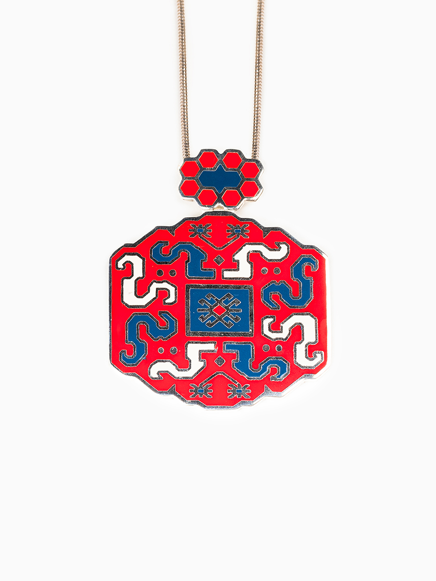 KHNDZORESK NECKLACE